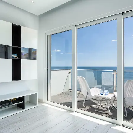 Dream View 50m From The By Interhome *